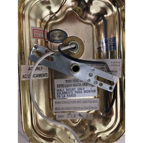 Vintage Brass Finish and Cut Glass Wall Sconses a pair - Picture 5 of 5